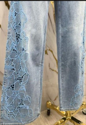 Pantalón calado flores