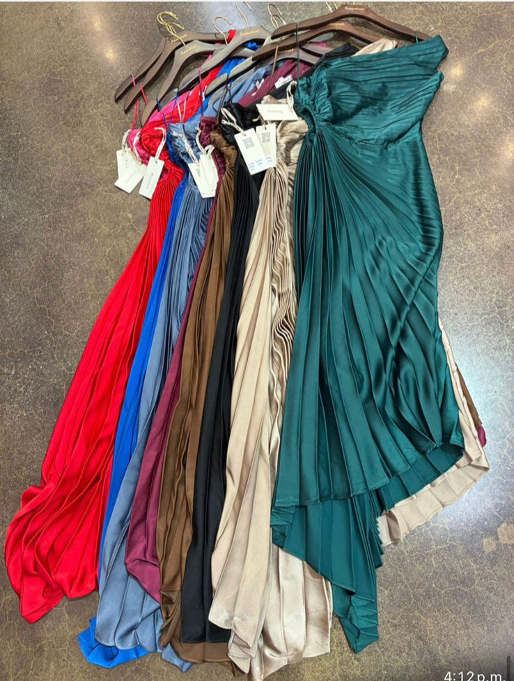 Vestido asimetrico medio hombro