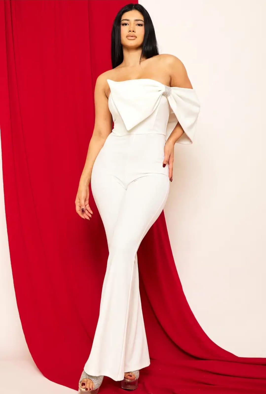 Palazzo estrapless moño al frente