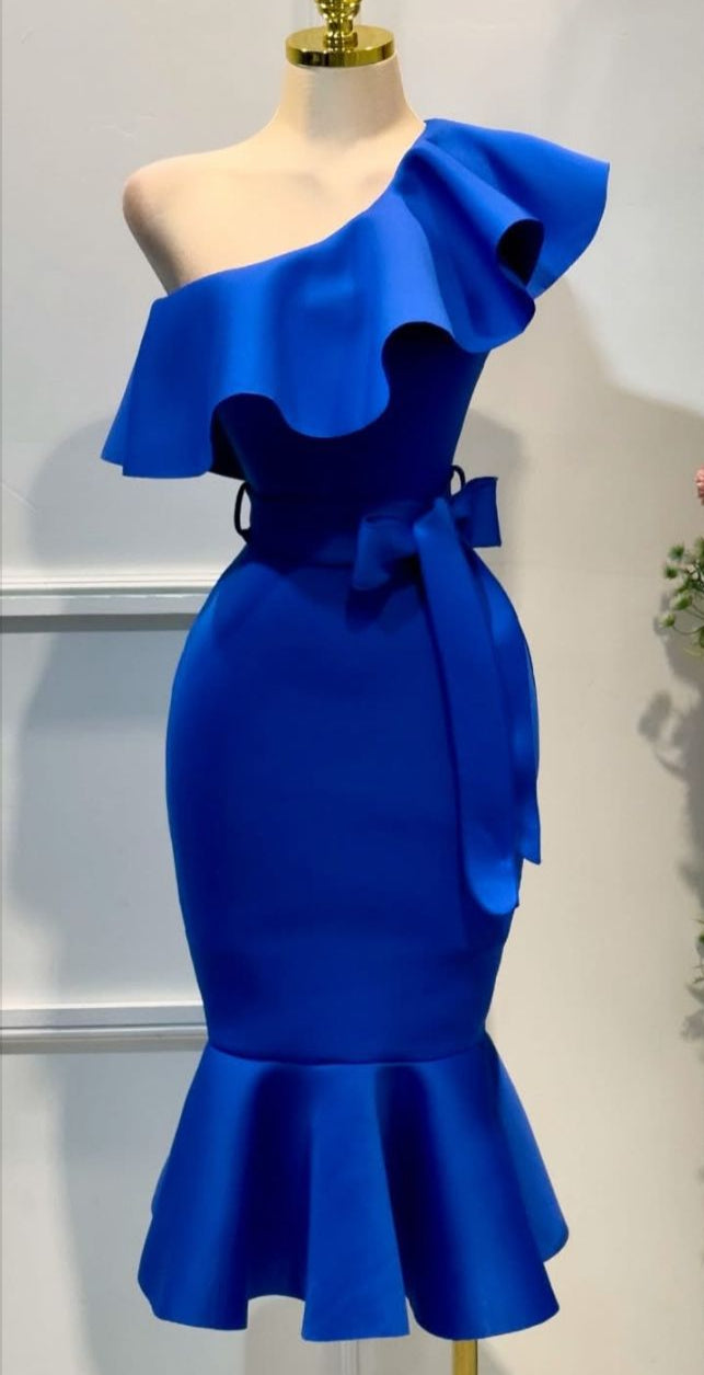 Vestido midi olanes medio hombro royal