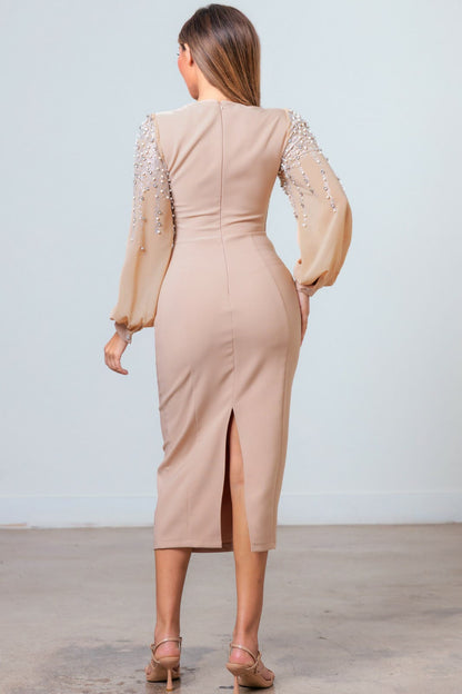 Vestido midi manga larga bordado con perlas