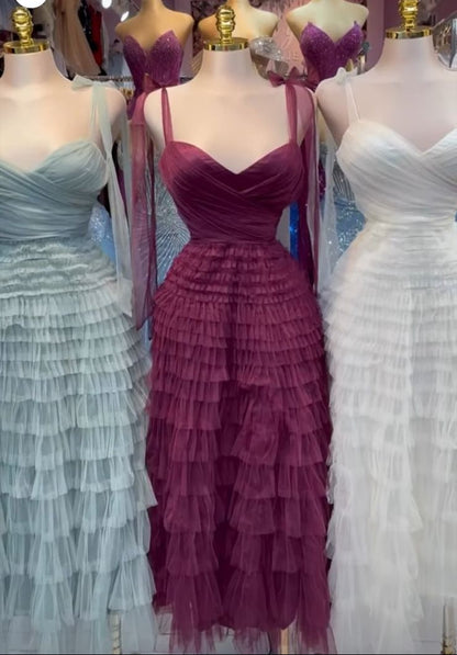 Vestido midi  tul olanes